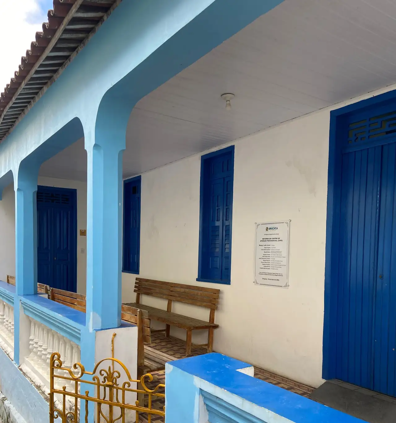 Fachada de um Centro de Atenção Psicossocial, o CAPS, unidade pública de saúde mental