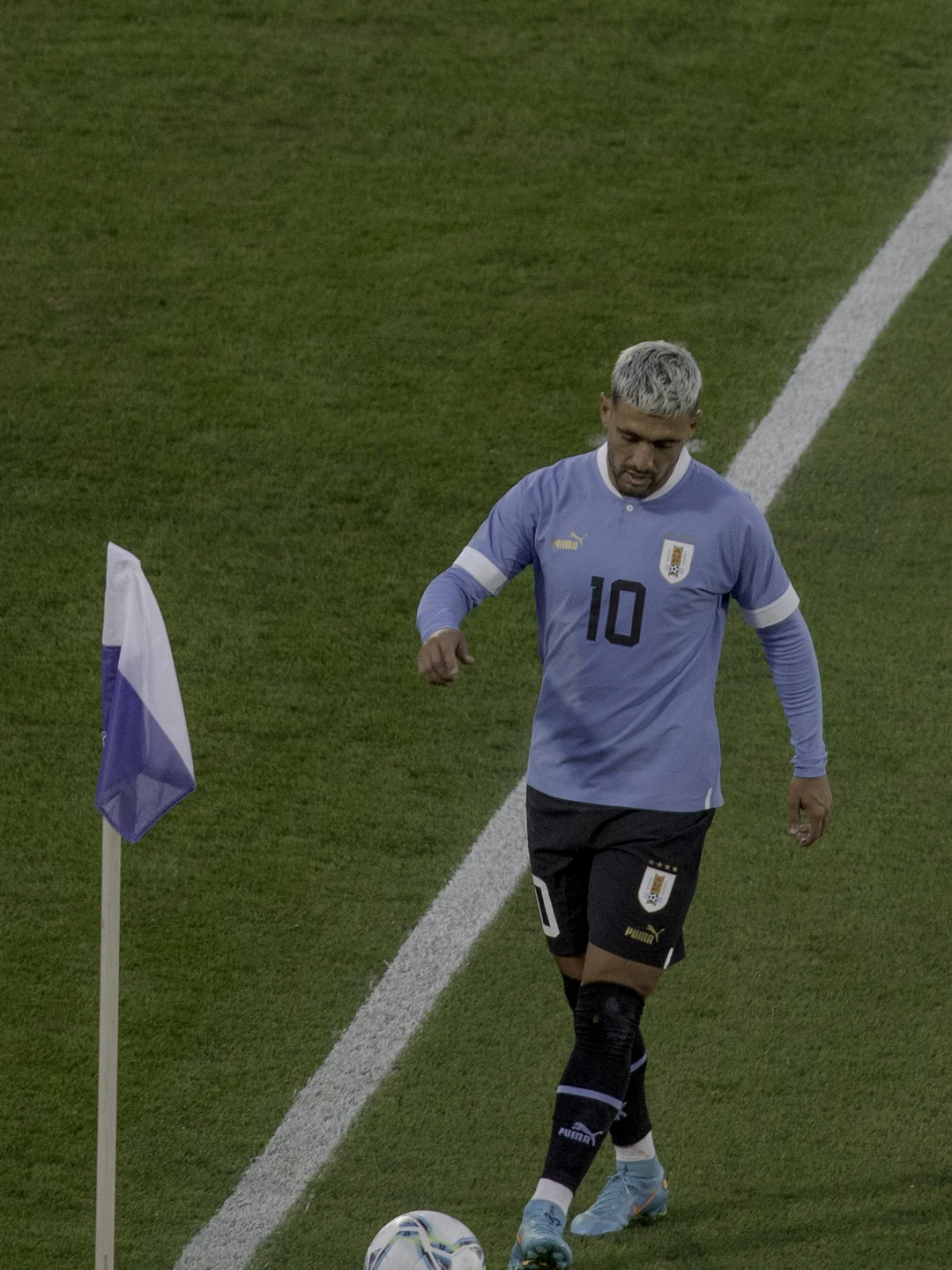 Arrascaeta pelo Uruguai contra o Panamá, em 2022. jikatu / Wikimedia Commons, CC BY-SA 2.0
