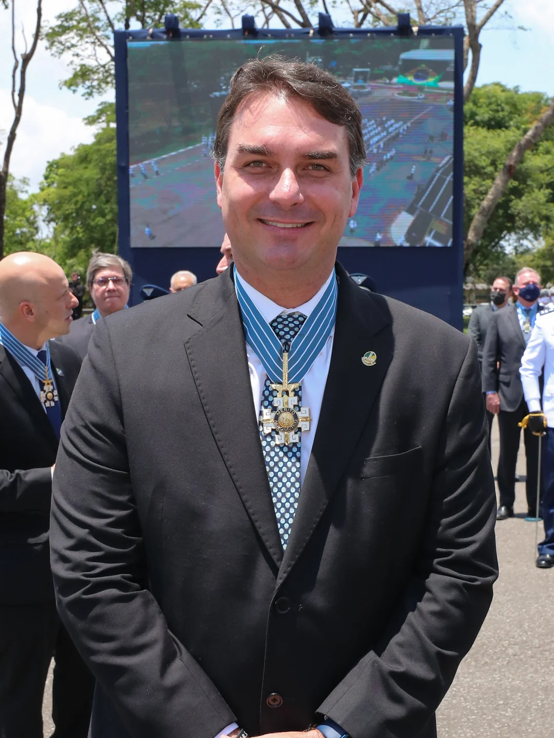Flávio Bolsonaro em solenidade em Brasília, em 2021. Palácio do Planalto, via Wikimedia Commons, CC BY 2.0