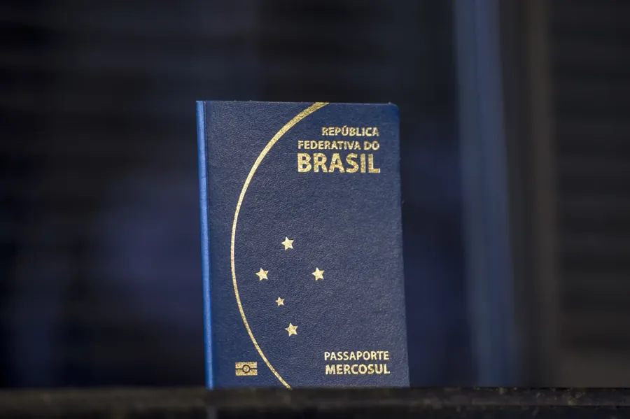Foto ilustrativa: passaporte brasileiro. Marcelo Camargo/Agência Brasil, CC BY 3.0 BR