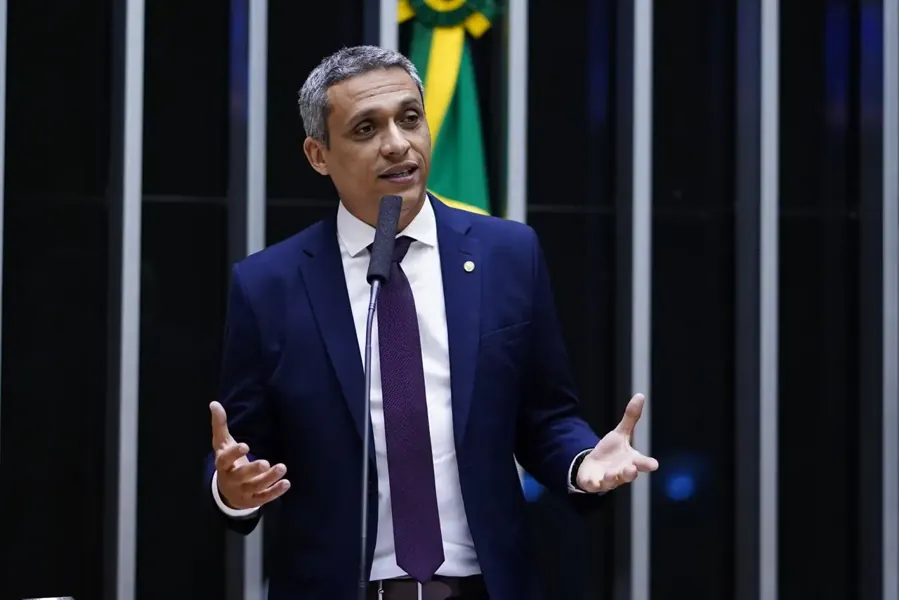Gustavo Gayer na Câmara, 14/2/2023. Câmara dos Deputados, CC BY 3.0