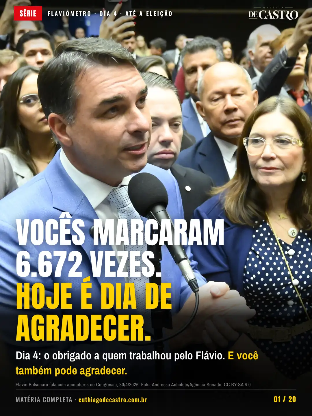 Flávio Bolsonaro fala com apoiadores no Congresso, 30 de abril de 2026. Foto: Andressa Anholete/Agência Senado, CC BY-SA 4.0