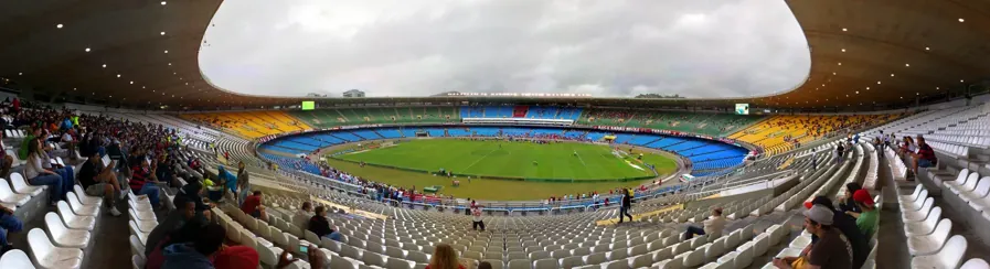 Maracanã antes de um jogo do Flamengo. Foto: Rodrigo Silveira Camargo / Wikimedia Commons, domínio público