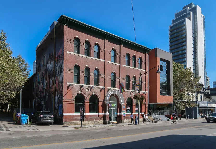 O prédio do The 519, em Toronto, onde Jim Carrey estreou em 1977