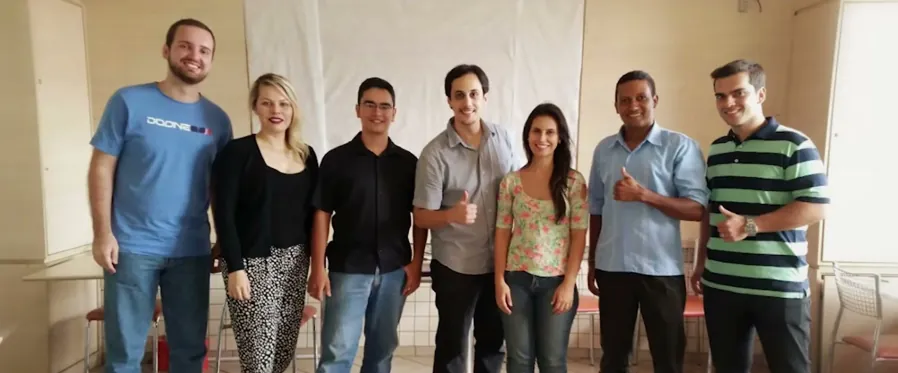 A primeira turma de Lucas Naves. Acervo pessoal de Lucas Naves