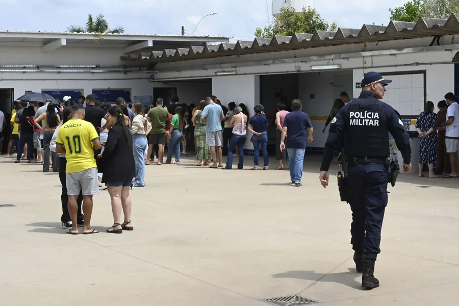 Eleitores no 1º turno, 4 de outubro de 2026. Foto: Agência Senado, via Wikimedia Commons, CC BY-SA 4.0
