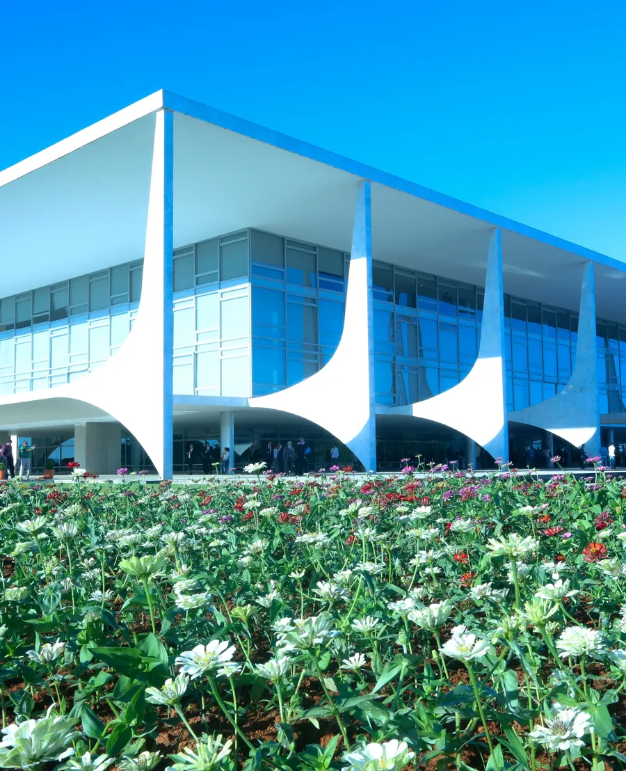 Palácio do Planalto em Brasília, de dia, 15/05/2014. Romério Cunha/VPR, CC BY 2.0