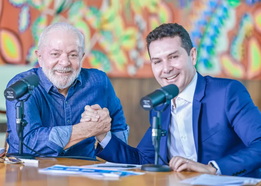 Lula no programa Conversa com o Presidente de 7 de novembro de 2023, quando abriu o Novembro Azul