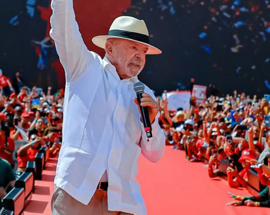 Lula no lançamento da campanha, 16 de agosto de 2026. Foto: Lula Oficial, via Wikimedia Commons, CC BY-SA 4.0