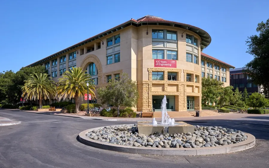 O prédio de Ciência da Computação de Stanford, onde Orkut Büyükkökten fez mestrado e doutorado. Foto: Frank Schulenburg, via Wikimedia Commons, CC BY-SA 4.0