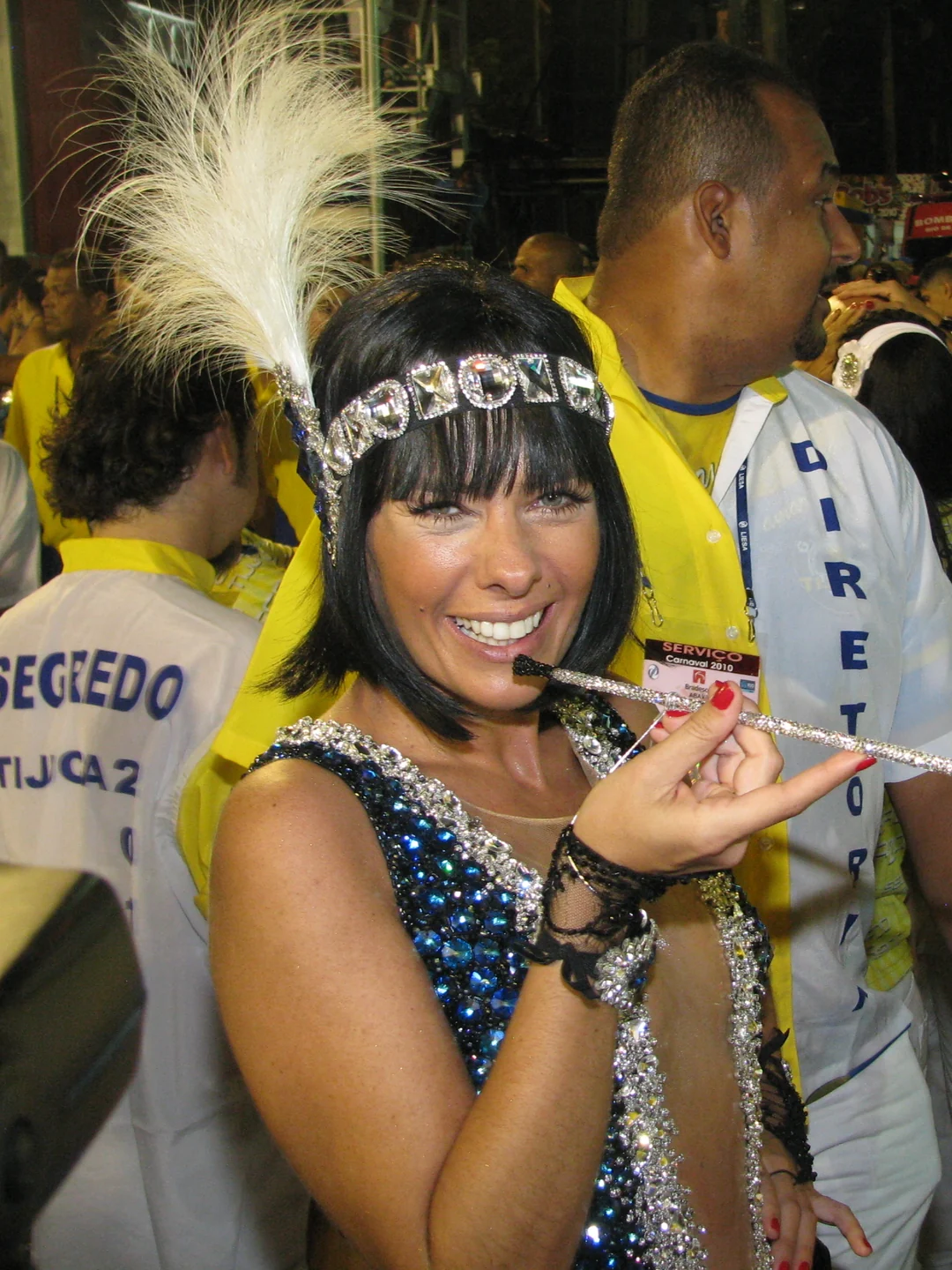 Adriane Galisteu no Carnaval do Rio, em 2010. sfmission.com / Wikimedia Commons, CC BY 2.0