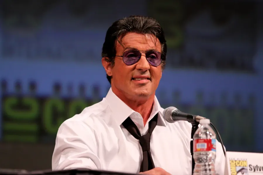Sylvester Stallone num painel da Comic-Con de San Diego, em 2010. Foto: Gage Skidmore / Wikimedia Commons, CC BY-SA 2.0