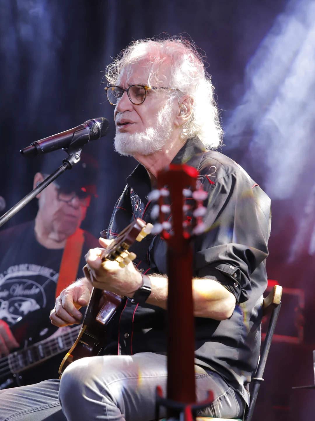 Renato Teixeira, autor de Romaria e Tocando em Frente, no 2º Festival Nacional da Viola, em São José do Rio Preto, 2022. Foto: Marcos Morelli/Prefeitura de São José do Rio Preto, CC BY 2.0