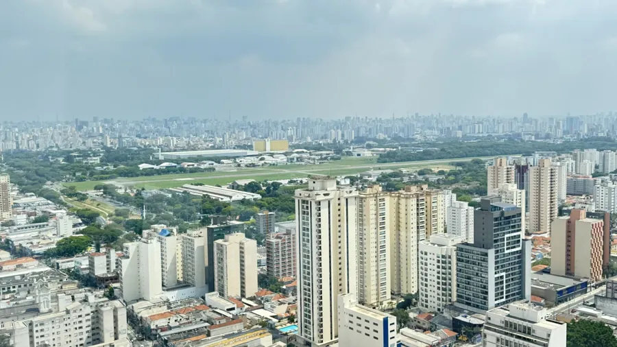 O Campo de Marte, em Santana, ao lado do espaço da FAB onde foi o velório. Foto: Pedu0303, via Wikimedia Commons, CC0