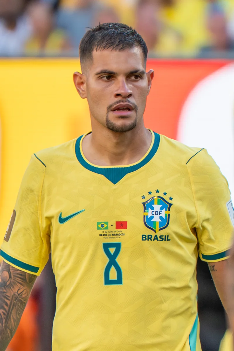 Bruno Guimarães com a camisa 8 da seleção na Copa do Mundo de 2026