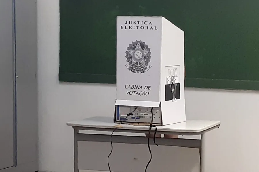 Cabina de votação da Justiça Eleitoral em Guaraciaba do Norte (CE), em 2020. Imagem ilustrativa. Foto: Senado Federal, via Wikimedia Commons, CC BY 2.0